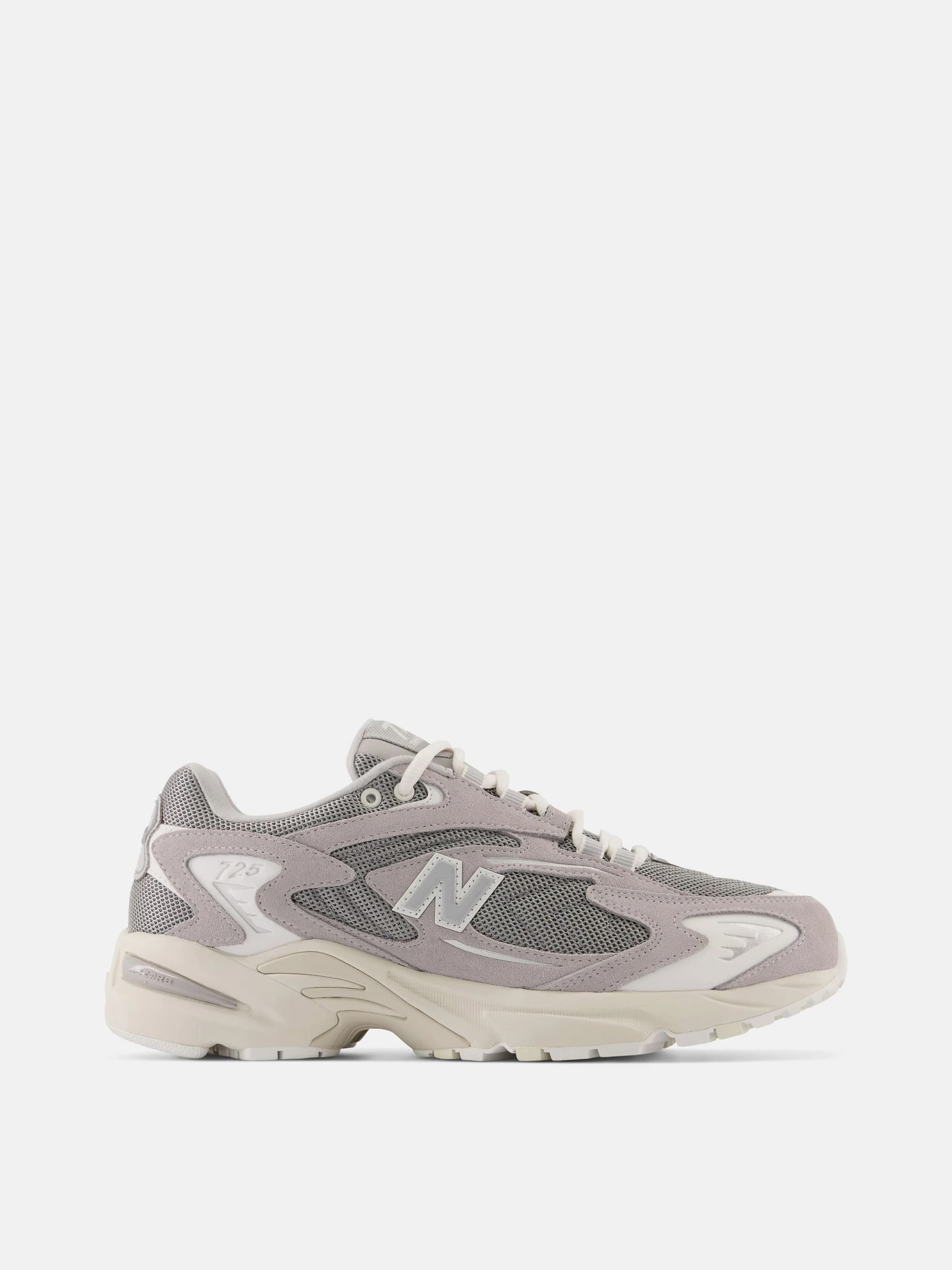 Кросівки New Balance 725 модель ML725AA